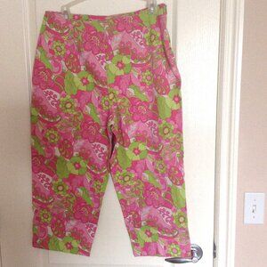 Briggs Women's Capri Pants Size 14W Pink Green Vibrant Floral High Rise Stretchy